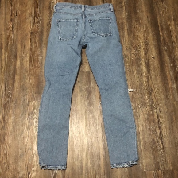 Agolde Jeans Women's 24 Toni Mid Rise Distressed Slim Straight Light Wash Denim - Picture 4 of 5